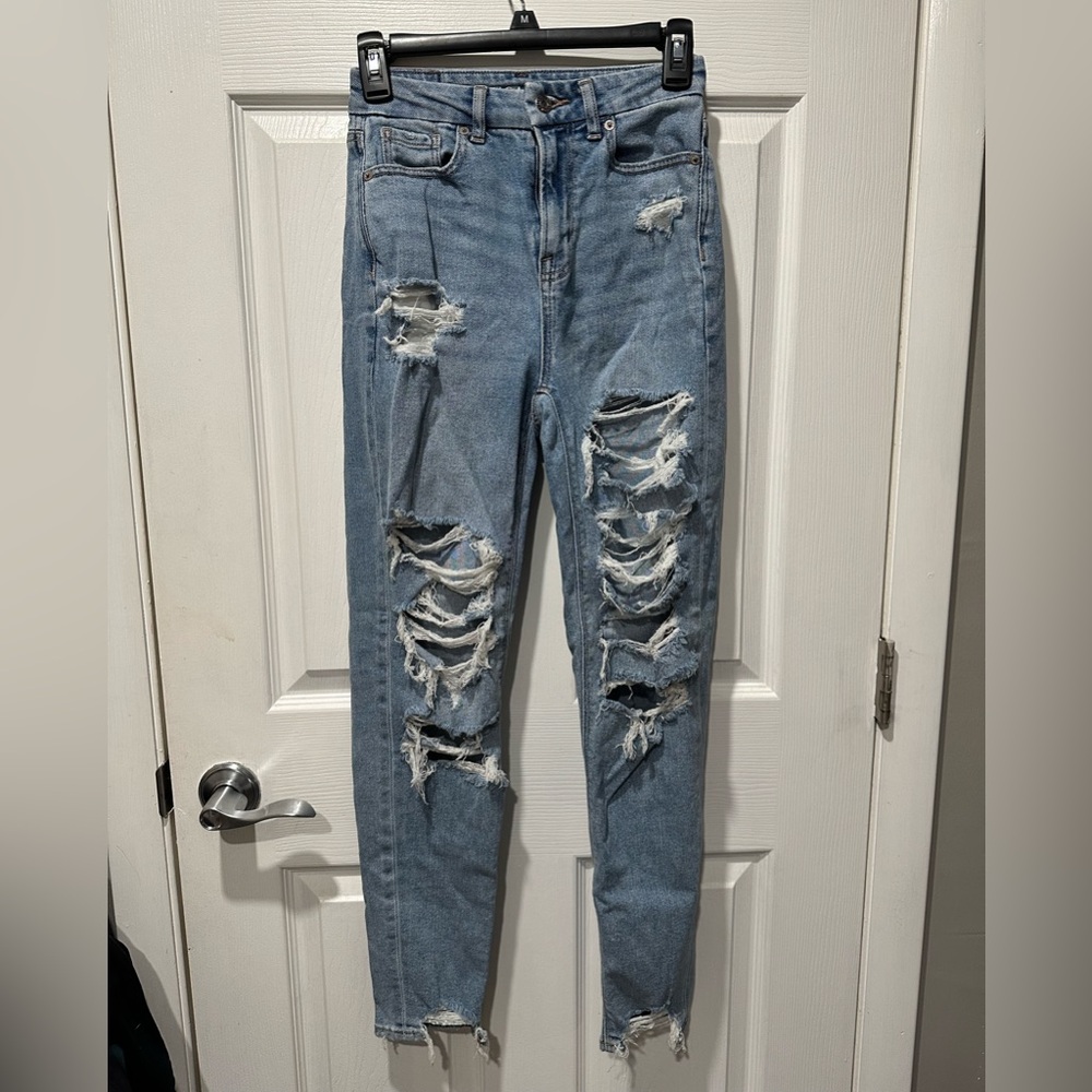 AE Ripped Jeans